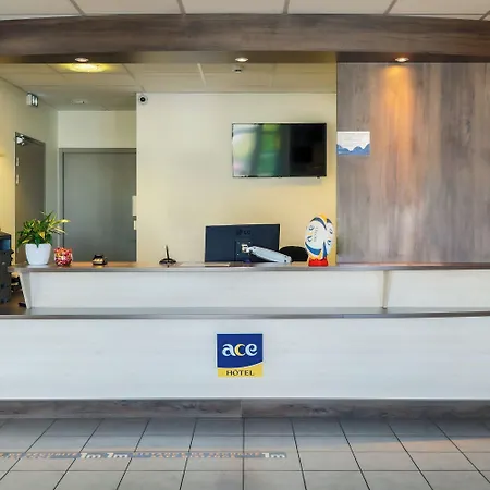 Ace Saint Avold Hotel 3*