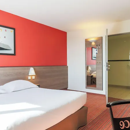 Ace Saint Avold מלון Creutzwald