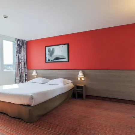 Ace Saint Avold Hotel