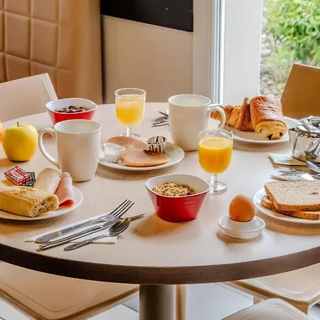 Hotel Ace Saint Avold 3*