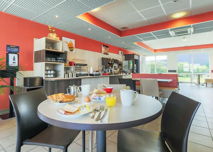 Ace Saint Avold Hotel